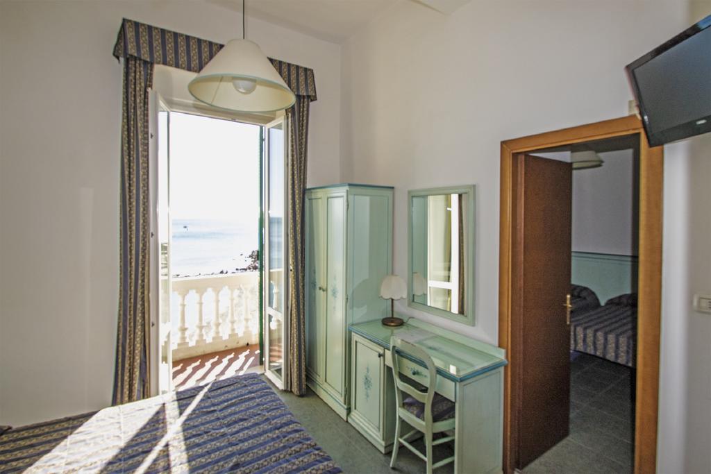 Hotel Baia Monterosso al Mare Zewnętrze zdjęcie