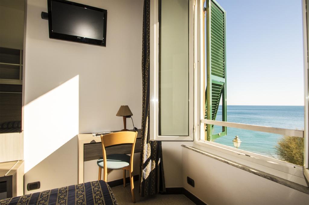 Hotel Baia Monterosso al Mare Zewnętrze zdjęcie